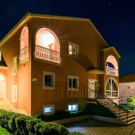 B-2you Appartement Trogir