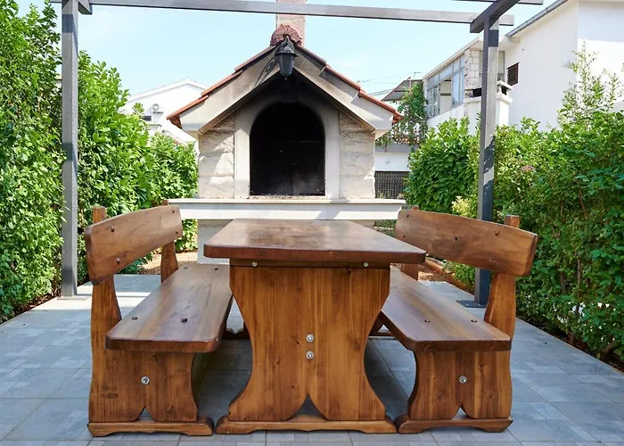 Апартаменты B-2you *