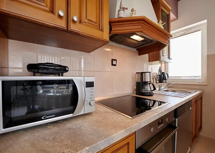 B-2you Апартаменты Трогир