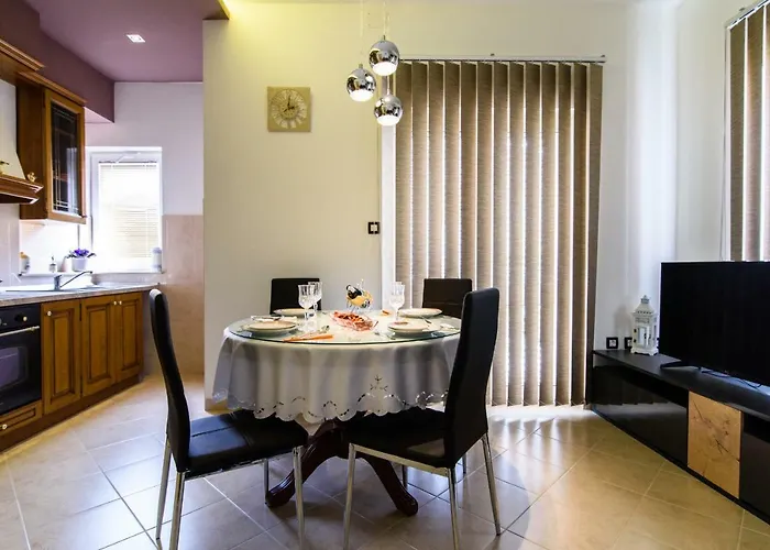 Апартаменты B-2you Трогир