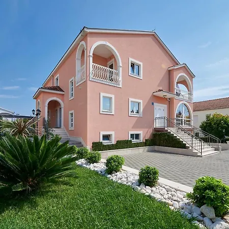 B-2you Appartement Trogir