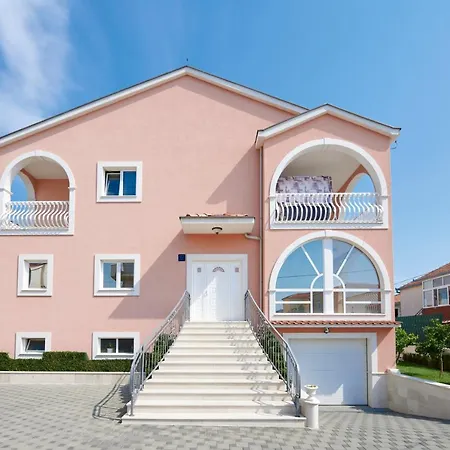 B-2you Apartman Trogir